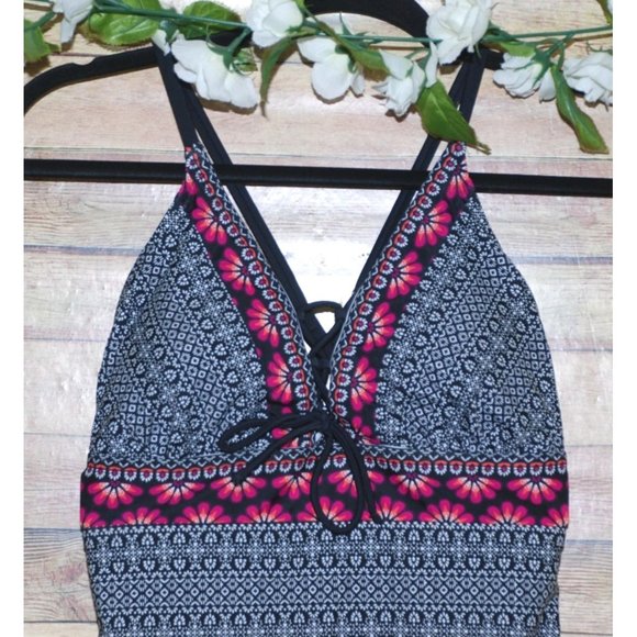 Kona Sol Black White Swimsuit Cut Out Back One Piece Size M V-Neck Floral Trim - Picture 3 of 11